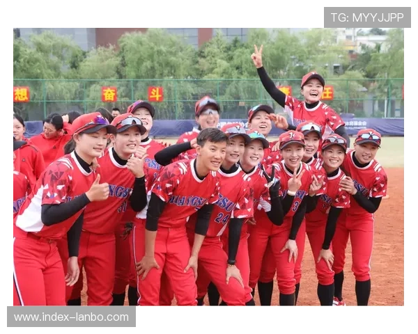 江苏队十二分大胜陕西队，夺得2025年全国女子垒球冠军杯赛冠军