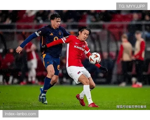 绝平后，乌迪内斯老将德乌洛费乌激动落泪，球队艰难拿到保级关键一分。